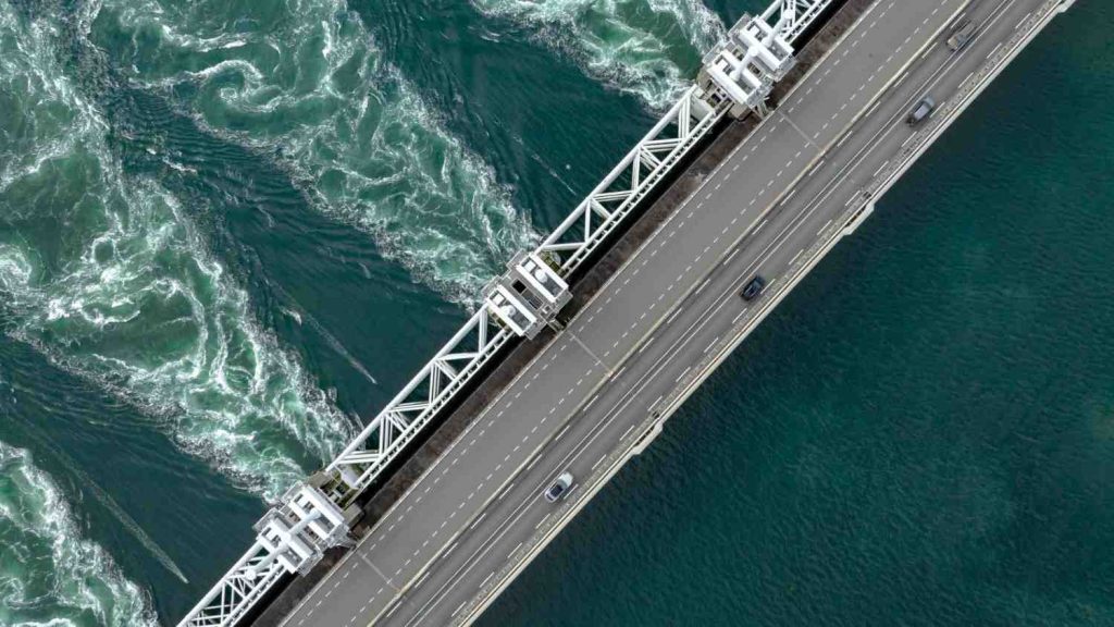 QSD conducting site audit